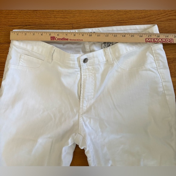 Joe Fresh Jeans Women’s 16 Slim White Pants Pockets Denim Casual Casualwear - Picture 4 of 6